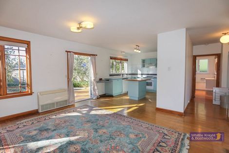 Photo of property in 6 Verran Place, Fendalton, Christchurch, 8052