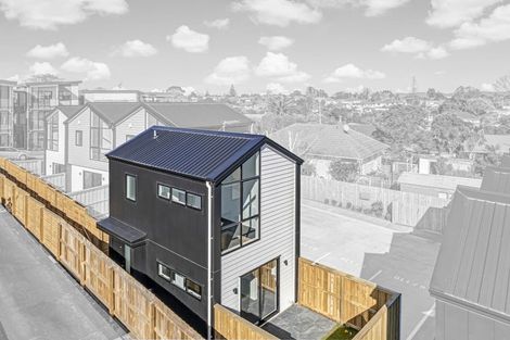 Photo of property in 4/110 Kervil Avenue, Te Atatu Peninsula, Auckland, 0610