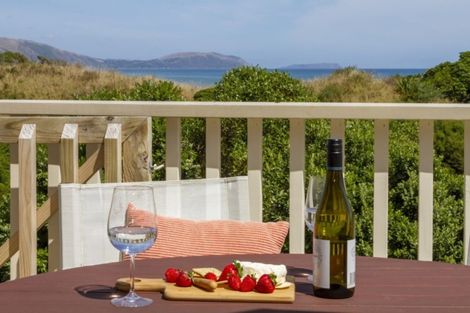 Photo of property in 28 Mckenzie Avenue, Raumati South, Paraparaumu, 5032