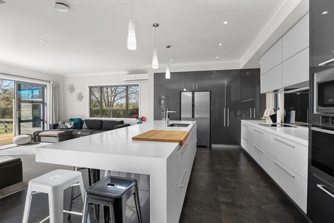 Photo of property in 1567 Kakaramea Road, Ngahinapouri, Hamilton, 3290