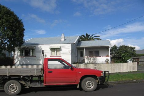 Photo of property in 4 Lovatt Crescent, Kensington, Whangarei, 0112