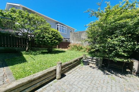 Photo of property in 1 The Parade, Island Bay, Wellington, 6023