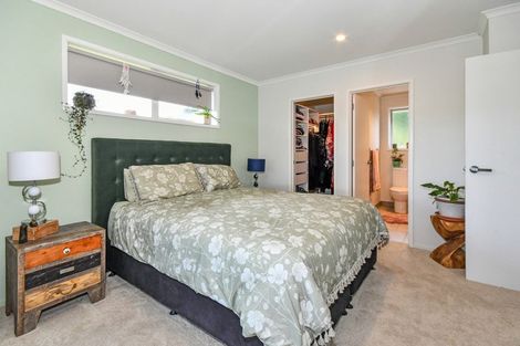 Photo of property in 11 Peet Row, Pokeno, 2471