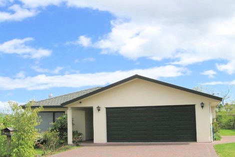 Photo of property in 3 Astelia Way, Waipahihi, Taupo, 3330