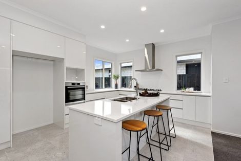 Photo of property in 10 Rose Berry Crescent, Flagstaff, Hamilton, 3210