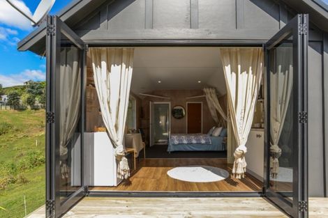 Photo of property in 269 Poraiti Road, Poraiti, Napier, 4182