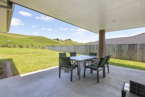 Photo of property in 182 Ballintoy Park Drive, Welcome Bay, Tauranga, 3175