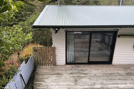 Photo of property in 76 Elmslie Road, Pinehaven, Upper Hutt, 5019