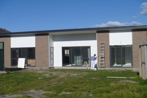 Photo of property in 53 Shields Street, Clyde, 9330