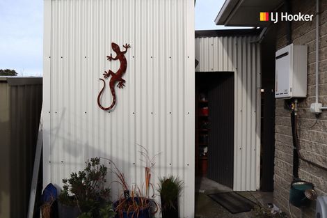 Photo of property in 11 Dick Street, South Dunedin, Dunedin, 9012