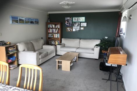 Photo of property in 117 Mount Pleasant Road, Mount Pleasant, Christchurch, 8081