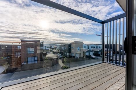 Photo of property in 17/1 Scott Road, Hobsonville, Auckland, 0616
