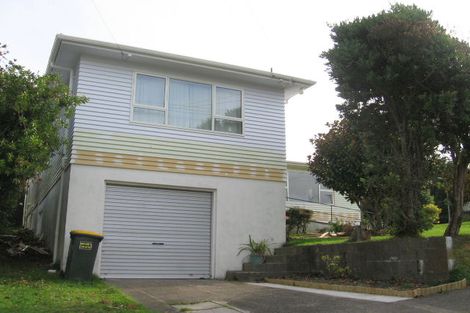 Photo of property in 13 Saint Johns Terrace, Tawa, Wellington, 5028