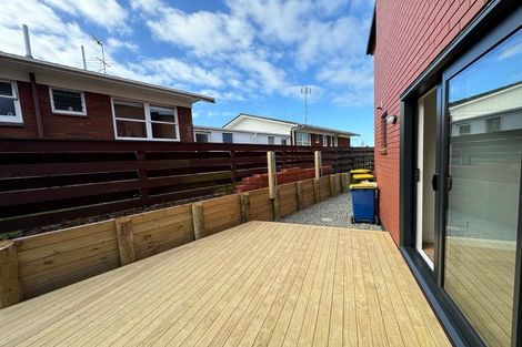 Photo of property in 40b Knightsbridge Drive, Forrest Hill, Auckland, 0620