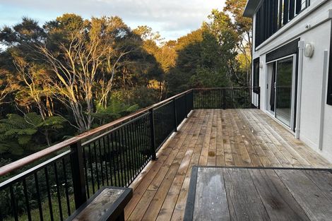 Photo of property in 22a Hammond Avenue, Hatfields Beach, Orewa, 0931