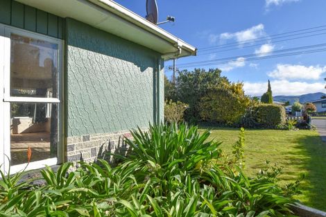 Photo of property in 27 Taverner Street, Carterton, 5713