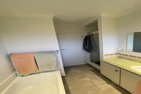 Photo of property in 303 Heatley Road, Whakapirau, Maungaturoto, 0583