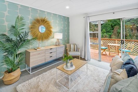 Photo of property in 7 Cyril Way, Paparangi, Wellington, 6037