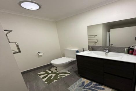 Photo of property in 26 Cabeleigh Drive, Helensville, 0800