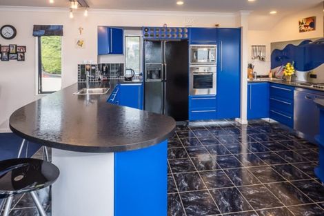 Photo of property in 7 Sunset Terrace, Waikanae Beach, Waikanae, 5036