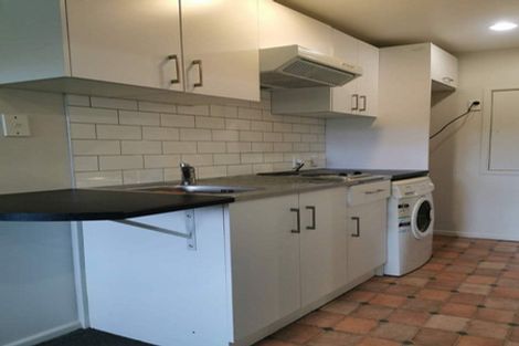 Photo of property in 22 Mulberry Street, Maungaraki, Lower Hutt, 5010