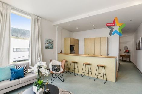 Photo of property in 10/37 Majoribanks Street, Mount Victoria, Wellington, 6011