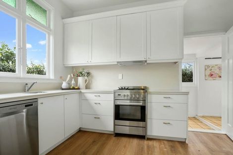 Photo of property in 195 Mount Smart Road, Onehunga, Auckland, 1061