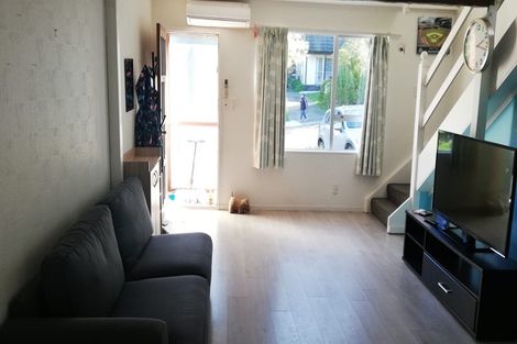 Photo of property in 2a Percy Dyett Drive, Karori, Wellington, 6012