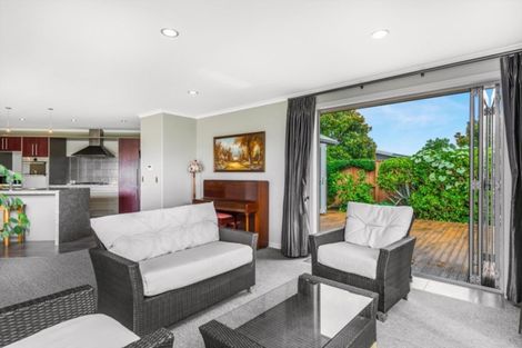 Photo of property in 19 Malbec Place, Rototuna, Hamilton, 3210