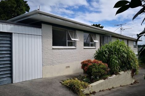 Photo of property in 1/454 East Coast Road, Windsor Park, Auckland, 0630