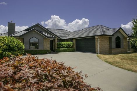 Photo of property in 4 Twin Willow Close, Cambridge, 3434