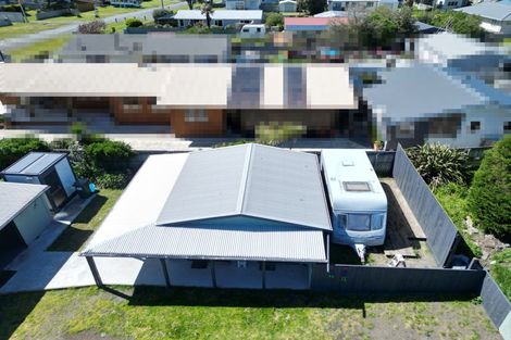 Photo of property in 55 Koputara Road, Himatangi Beach, Foxton, 4891