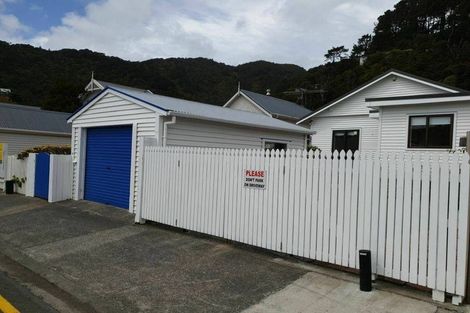 Photo of property in 115 Muritai Road, Eastbourne, Lower Hutt, 5013