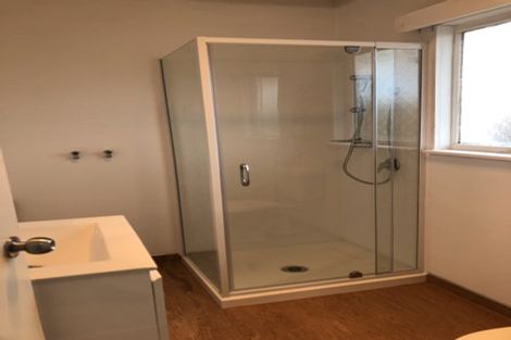 Photo of property in 18 Middlemore Crescent, Papatoetoe, Auckland, 2025