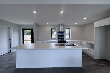 Photo of property in 10 Phillips Street, Sanson, 4817