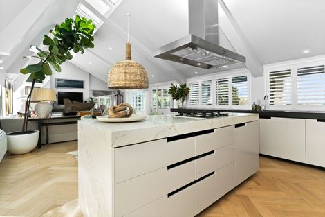 Photo of property in 849 Cashmere Road, Halswell, Christchurch, 8025