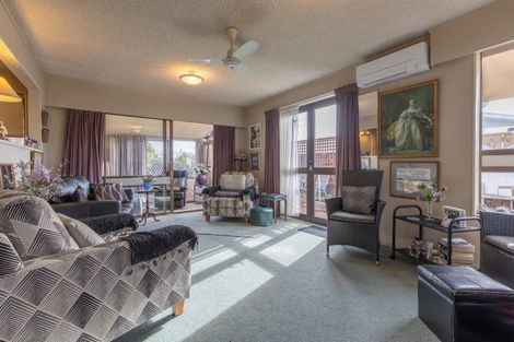 Photo of property in 6 Mount View Place, Waipukurau, 4200