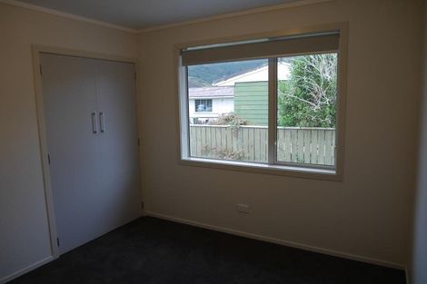 Photo of property in 13a Treadwell Street, Naenae, Lower Hutt, 5011