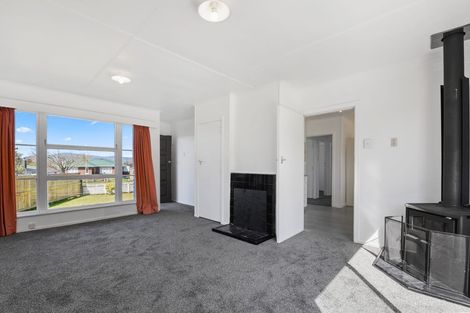 Photo of property in 7 Ross Road, Western Heights, Rotorua, 3015