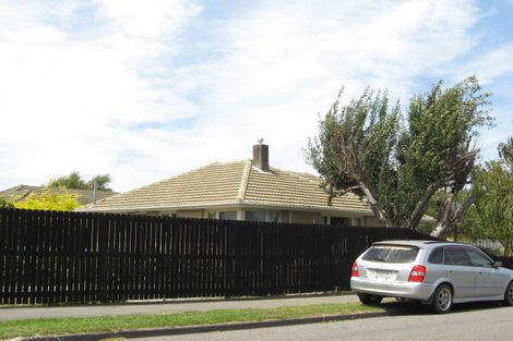 Photo of property in 2 Eglinton Street, Avondale, Christchurch, 8061