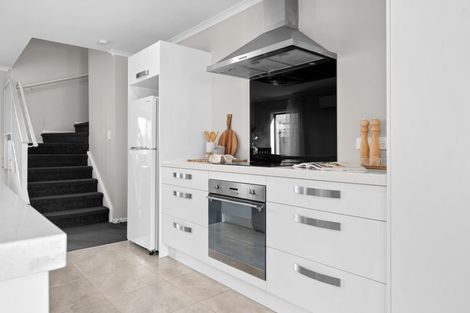 Photo of property in 17 Anna Jean Crescent, Flagstaff, Hamilton, 3210