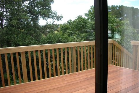 Photo of property in 2/123 Prince Regent Drive, Half Moon Bay, Auckland, 2012