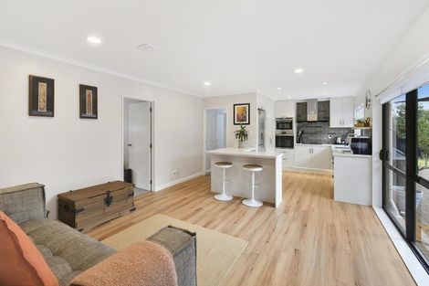 Photo of property in 41 Croftview Road, Wattle Downs, Auckland, 2103