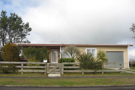 Photo of property in 4 Wairenga Road, Mangakino, 3421