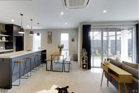 Photo of property in 33 Prestons Park Drive, Marshland, Christchurch, 8083