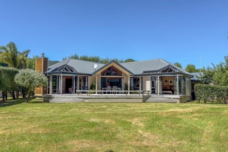 Photo of property in 79 Tangiteroria Lane, Pauanui, Hikuai, 3579