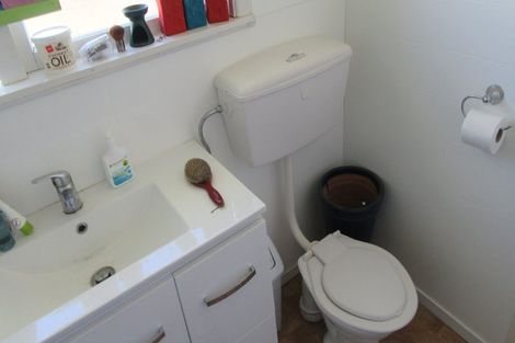 Photo of property in 20a Middle Road, Havelock North, 4130