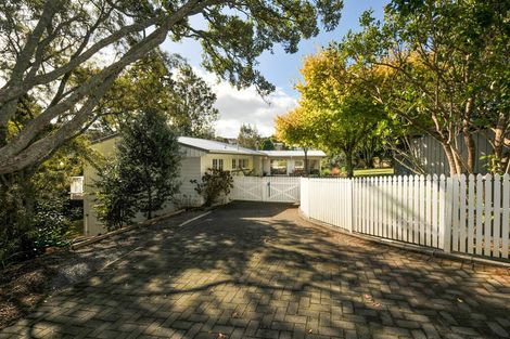 Photo of property in 1/42 Woodlands Crescent, Browns Bay, Auckland, 0630