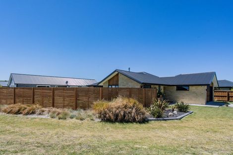 Photo of property in 10 Claremont Crescent, Amberley, 7410