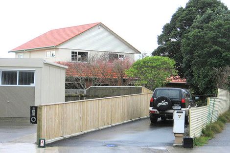 Photo of property in 7 Hughes Avenue, Hokowhitu, Palmerston North, 4410
